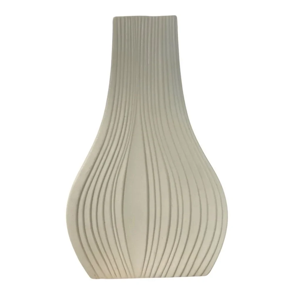 Naaman Israel Modern White Ceramic Vase – AK7 Line – Textured Matte with Glossy